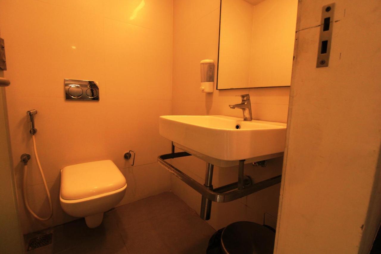 Arunaa Inn Airport Hotel,Chennai Esterno foto